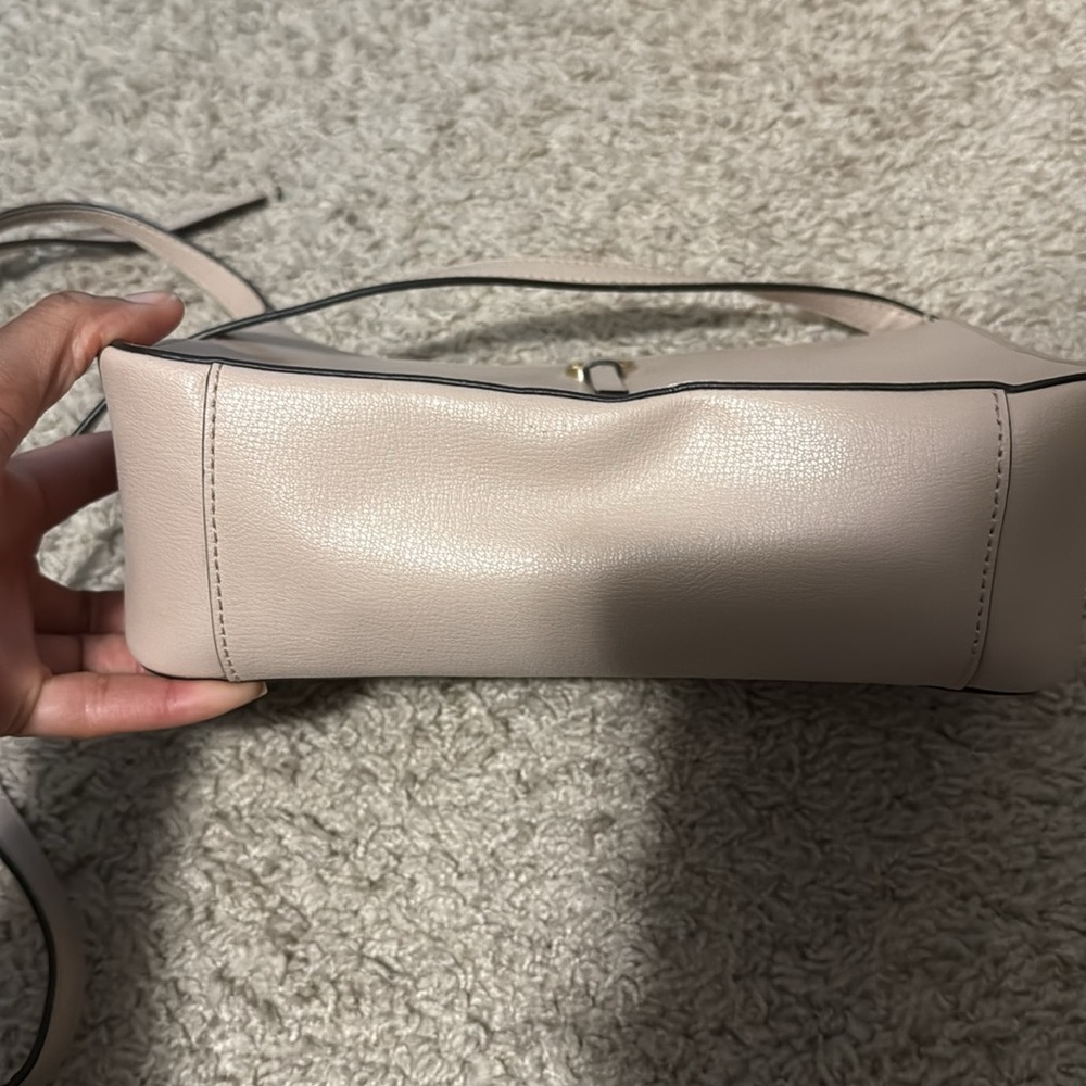 Kate Spade Pink Crossbody Bag with Saffiano Leather and Adjustable Strap - Picture 11 of 11